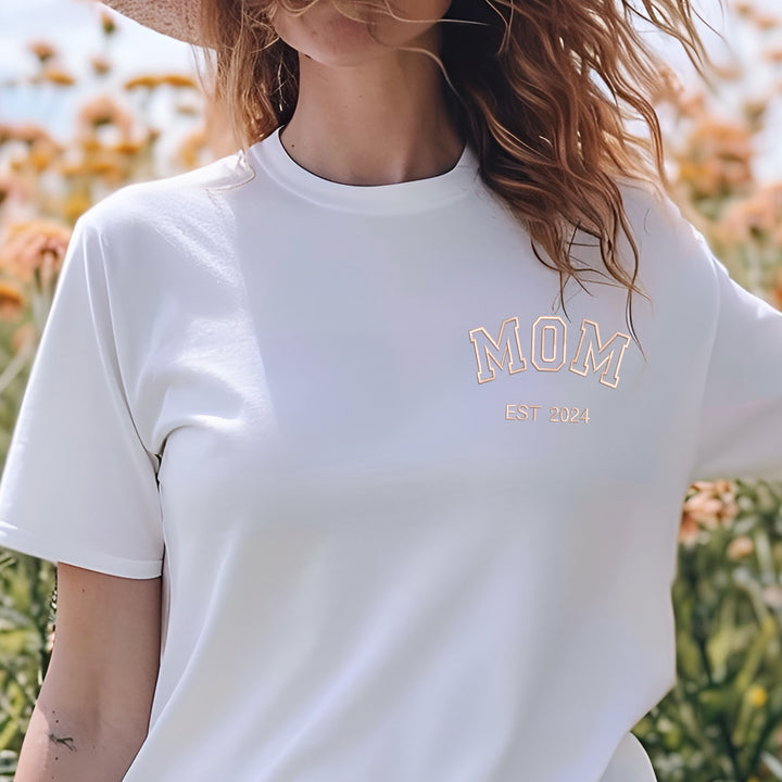 Personalized Embroidered Mom with Date T-shirt wokigi